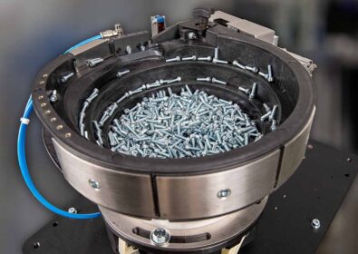 Zufuehrtechnik-Vibrationswendelfoerderer-ZEB-Foerdertopf-WEBER